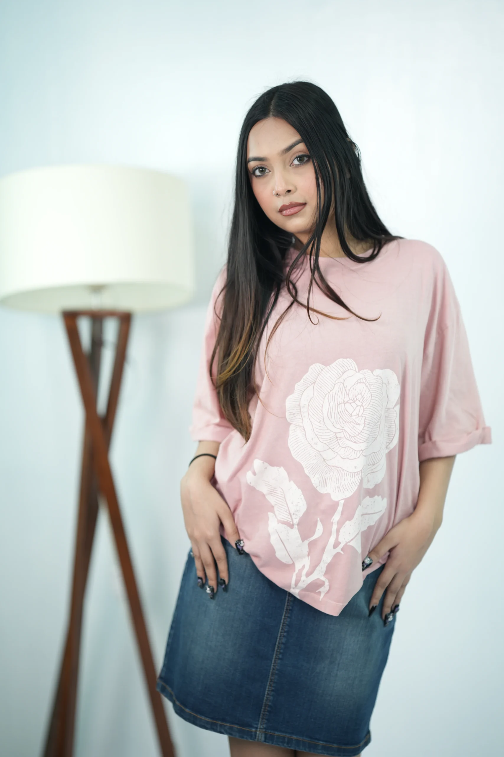 Woodcut Rose Dropshoulder